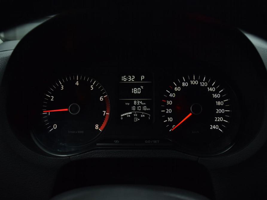Volkswagen Polo V Кемерово  - изображение 9