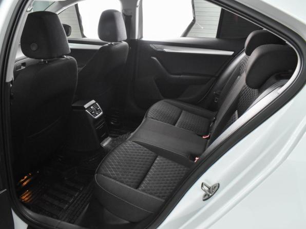 Skoda Octavia III (A7) с пробегом 2016 года, цена 1 574 000 рублей, 133191 км, лифтбек, Автокод Объявления