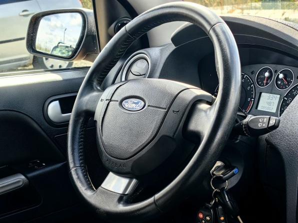 Ford Fusion I Рестайлинг с пробегом 2008 года, цена 599 000 рублей, 85200 км, хэтчбек, Автокод Объявления