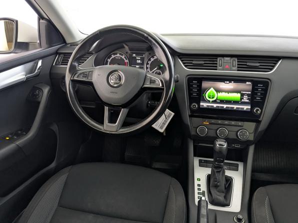 Skoda Octavia III (A7) Рестайлинг с пробегом 2020 года, цена 1 680 000 рублей, 133830 км, лифтбек, Автокод Объявления