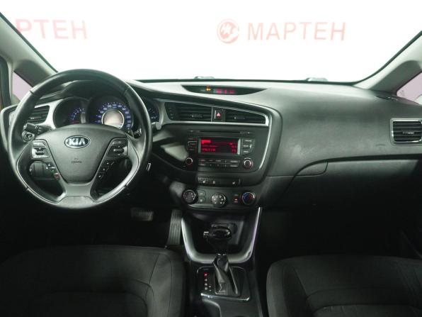 Kia Ceed II Рестайлинг с пробегом 2016 года, цена 1 232 000 рублей, 138400 км, хэтчбек, Автокод Объявления