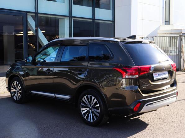 Mitsubishi Outlander III Рестайлинг 3 с пробегом 2020 года, цена 2 135 000 рублей, 140320 км, внедорожник, Автокод Объявления
