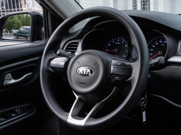 Kia Rio IV с пробегом 2017 года, цена 1 220 000 рублей, 117757 км, седан, Автокод Объявления