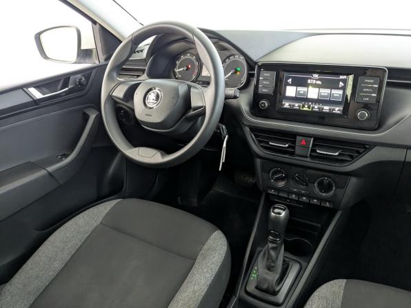 Skoda Rapid II с пробегом 2021 года, цена 1 220 000 рублей, 176346 км, лифтбек, Автокод Объявления