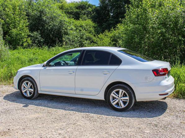 Volkswagen Jetta VI Рестайлинг с пробегом 2017 года, цена 1 331 800 рублей, 128000 км, седан, Автокод Объявления