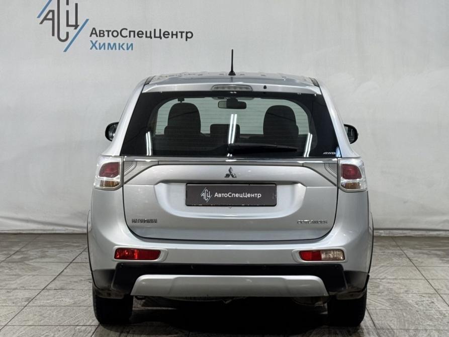Mitsubishi Outlander III Рестайлинг Химки  - изображение 8