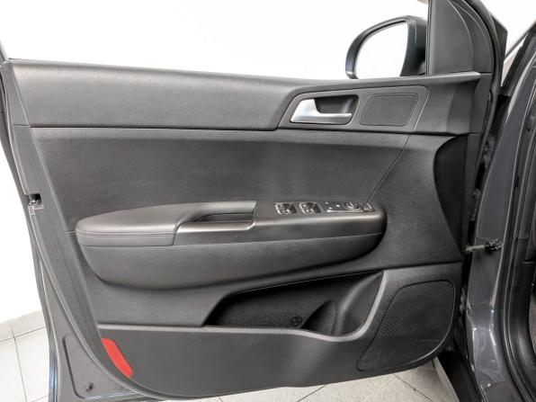 Kia Sportage IV Рестайлинг с пробегом 2021 года, цена 2 500 000 рублей, 73534 км, внедорожник, Автокод Объявления
