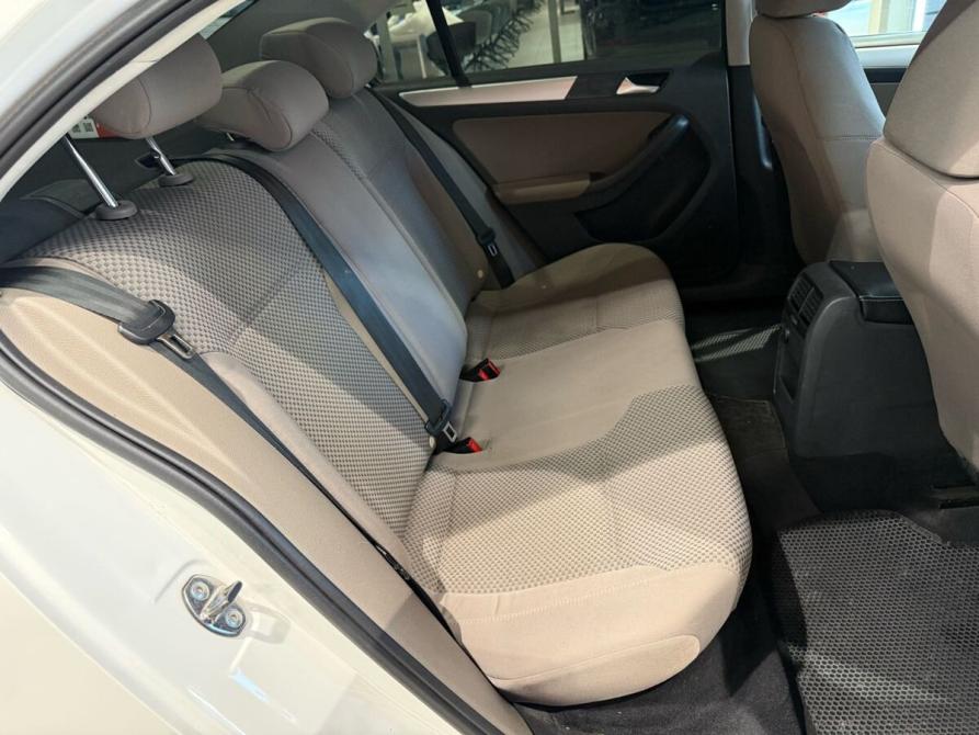 Volkswagen Jetta VI Екатеринбург  - изображение 15