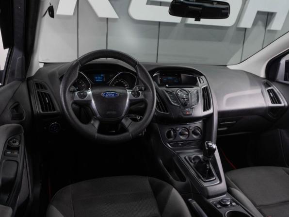 Ford Focus III с пробегом 2013 года, цена 669 000 рублей, 256378 км, хэтчбек, Автокод Объявления