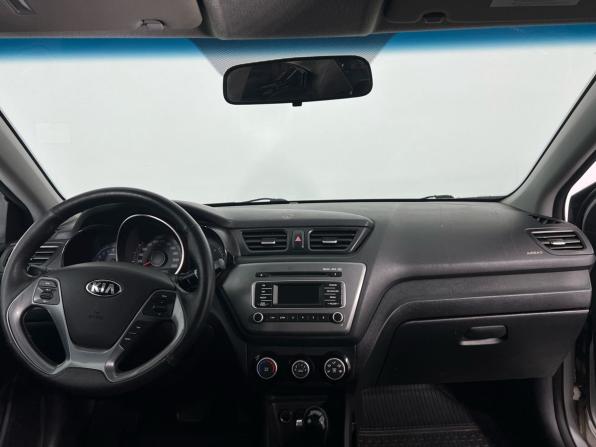 Kia Rio III Рестайлинг с пробегом 2016 года, цена 875 000 рублей, 190000 км, седан, Автокод Объявления