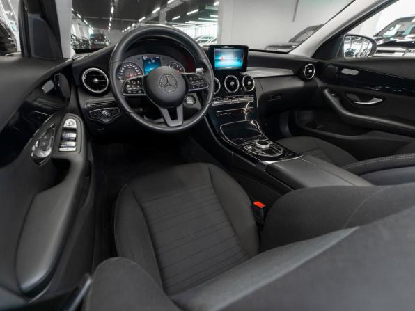 Mercedes-Benz C-Класс IV (W205) Рестайлинг с пробегом 2018 года, цена 2 410 000 рублей, 92194 км, седан, Автокод Объявления