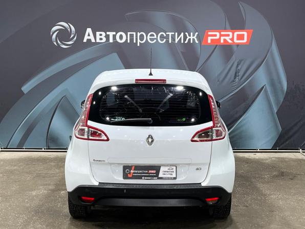 Renault Scenic III с пробегом 2009 года, цена 530 000 рублей, 286000 км, минивэн, Автокод Объявления