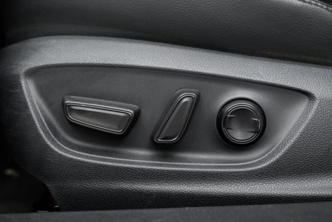 Toyota Camry VIII (XV70) с пробегом 2018 года, цена 2 450 000 рублей, 135018 км, седан, Автокод Объявления