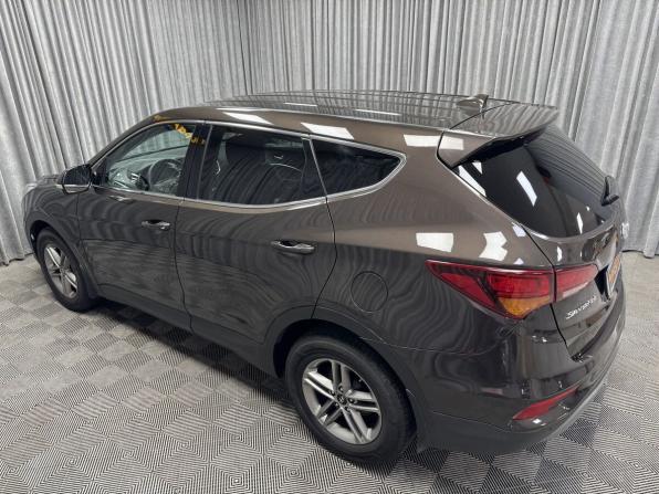 Hyundai Santa Fe III Рестайлинг с пробегом 2017 года, цена 2 390 000 рублей, 109449 км, внедорожник, Автокод Объявления
