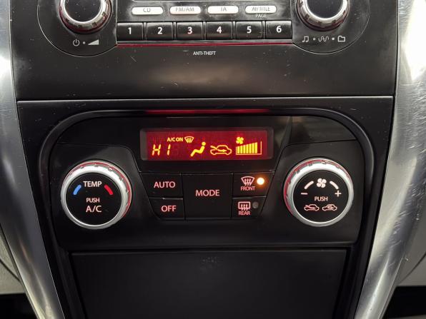 Suzuki SX4 I (Classic) Рестайлинг с пробегом 2011 года, цена 765 000 рублей, 201960 км, хэтчбек, Автокод Объявления