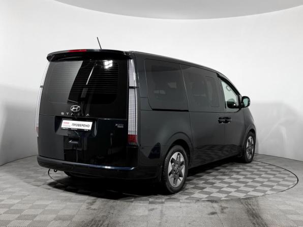 Hyundai Staria I с пробегом 2022 года, цена 4 590 000 рублей, 98000 км, минивэн, Автокод Объявления