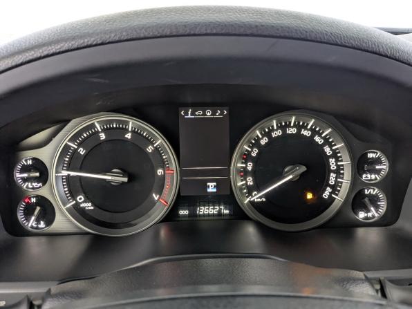 Toyota Land Cruiser 200 Series Рестайлинг 2 с пробегом 2020 года, цена 7 850 000 рублей, 136625 км, внедорожник, Автокод Объявления