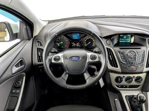 Ford Focus III с пробегом 2015 года, цена 875 000 рублей, 137938 км, универсал, Автокод Объявления
