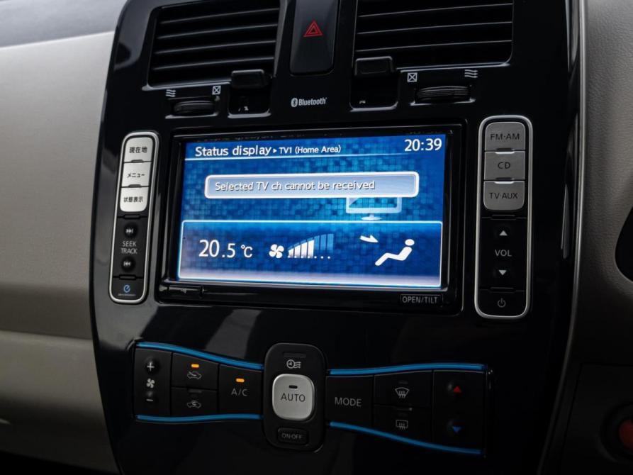 Nissan Leaf I (ZE0/AZE0) Краснодар  - изображение 12