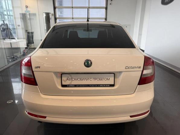 Skoda Octavia II (A5) Рестайлинг с пробегом 2013 года, цена 730 000 рублей, 224263 км, лифтбек, Автокод Объявления