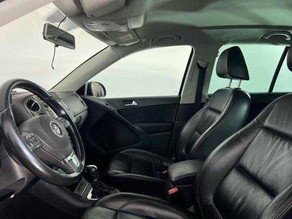Volkswagen Tiguan I с пробегом 2010 года, цена 839 000 рублей, 251000 км, внедорожник, Автокод Объявления