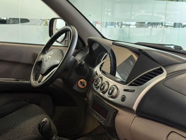 Mitsubishi L200 IV с пробегом 2013 года, цена 1 297 000 рублей, 306727 км, пикап, Автокод Объявления