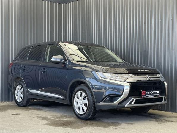 Mitsubishi Outlander III Рестайлинг 3 с пробегом 2018 года, цена 1 677 000 рублей, 161354 км, внедорожник, Автокод Объявления