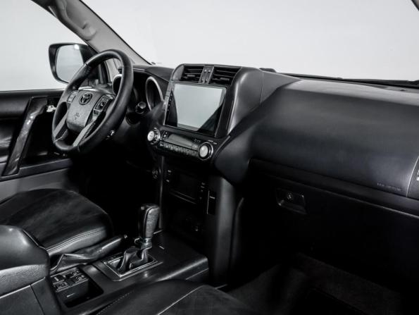Toyota Land Cruiser Prado 150 Series с пробегом 2011 года, цена 2 579 000 рублей, 302521 км, внедорожник, Автокод Объявления