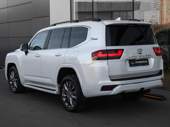 Toyota Land Cruiser 300 Series с пробегом 2021 года, цена 8 998 000 рублей, 139707 км, внедорожник, Автокод Объявления