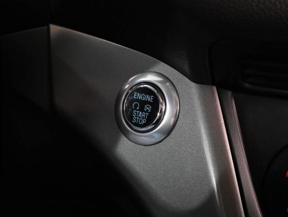 Ford Kuga II с пробегом 2015 года, цена 1 375 000 рублей, 237247 км, внедорожник, Автокод Объявления