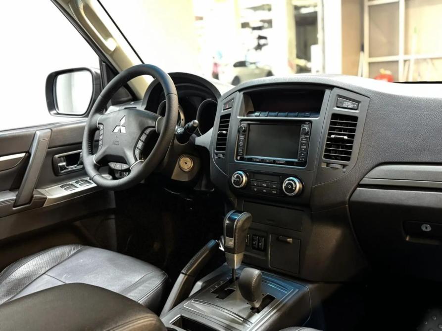 Mitsubishi Pajero IV Рестайлинг 1 Красноярск  - изображение 15
