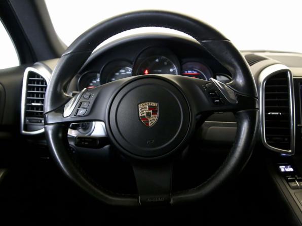 Porsche Cayenne II (958) с пробегом 2011 года, цена 2 100 000 рублей, 190533 км, внедорожник, Автокод Объявления