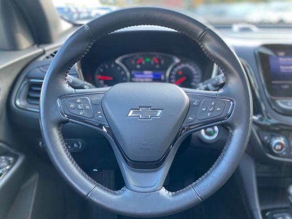 Chevrolet Equinox III Рестайлинг с пробегом 2022 года, цена 2 690 000 рублей, 98845 км, внедорожник, Автокод Объявления