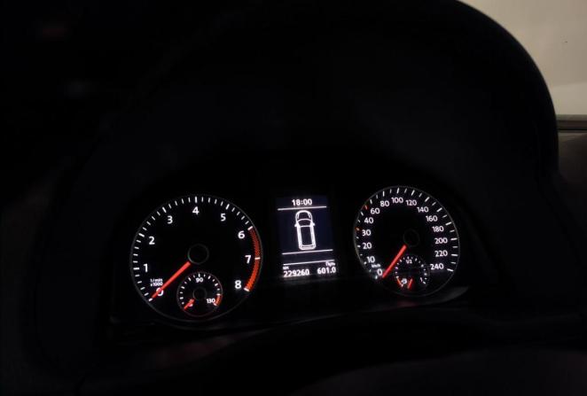 Volkswagen Caddy III Рестайлинг с пробегом 2013 года, цена 750 000 рублей, 229260 км, компактвэн, Автокод Объявления