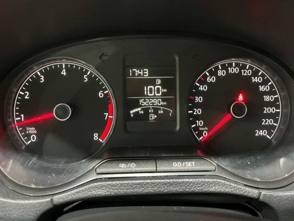 Volkswagen Polo V Рестайлинг с пробегом 2018 года, цена 990 000 рублей, 152200 км, седан, Автокод Объявления