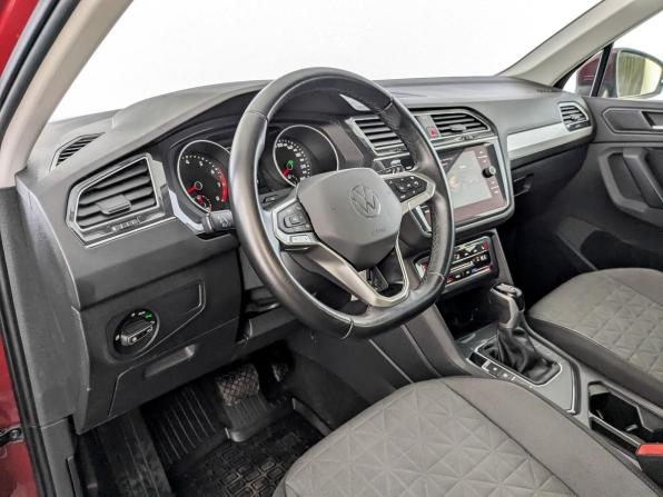 Volkswagen Tiguan II Рестайлинг с пробегом 2021 года, цена 2 110 000 рублей, 146811 км, внедорожник, Автокод Объявления