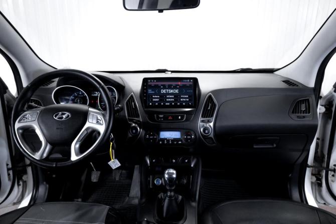 Hyundai ix35 I Рестайлинг с пробегом 2014 года, цена 999 000 рублей, 299471 км, внедорожник, Автокод Объявления