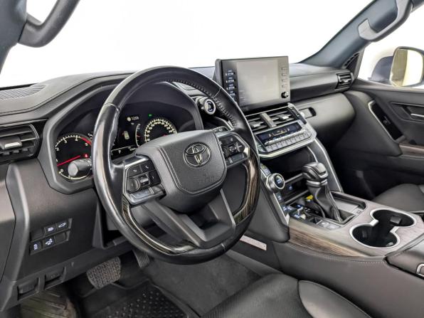 Toyota Land Cruiser 300 Series с пробегом 2021 года, цена 9 500 000 рублей, 52262 км, внедорожник, Автокод Объявления