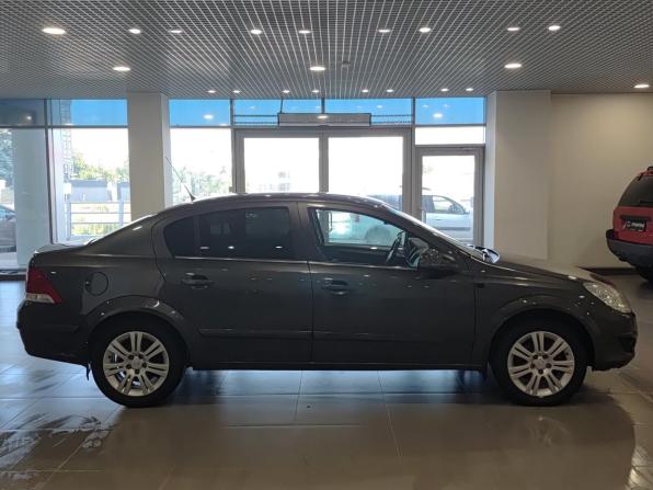 Opel Astra H Рестайлинг с пробегом 2010 года, цена 500 000 рублей, 179814 км, седан, Автокод Объявления