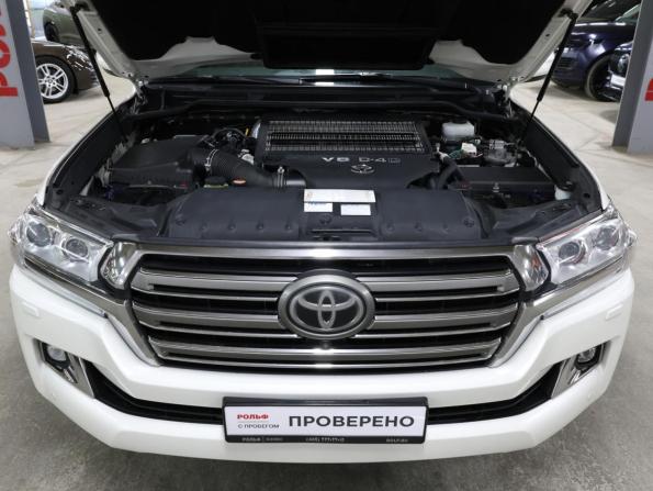 Toyota Land Cruiser 200 Series Рестайлинг 2 с пробегом 2016 года, цена 4 698 000 рублей, 360500 км, внедорожник, Автокод Объявления