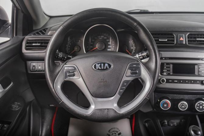 Kia Rio III Рестайлинг с пробегом 2016 года, цена 799 000 рублей, 149000 км, седан, Автокод Объявления