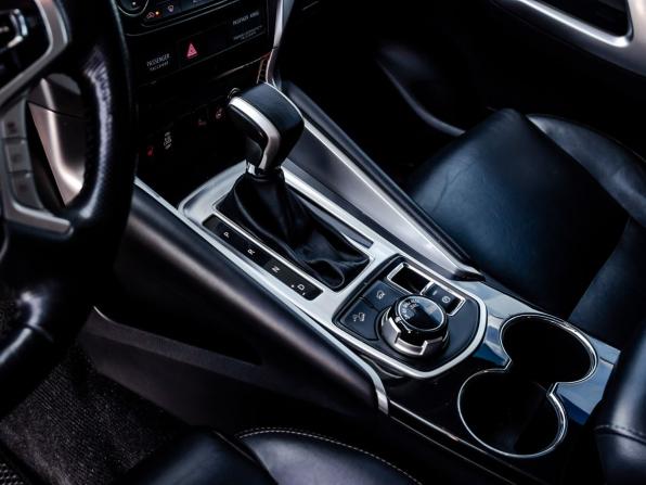 Mitsubishi Pajero Sport III с пробегом 2020 года, цена 3 450 000 рублей, 90038 км, внедорожник, Автокод Объявления