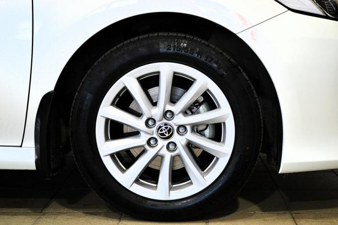 Toyota Camry VIII (XV70) Рестайлинг с пробегом 2021 года, цена 3 250 000 рублей, 66000 км, седан, Автокод Объявления