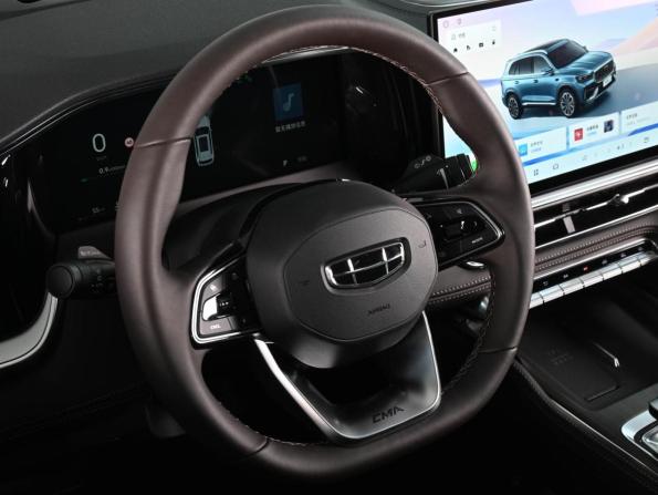 Geely Monjaro I Рестайлинг 2 с пробегом 2026 года, цена 4 149 000 рублей, 53 км, внедорожник, Автокод Объявления