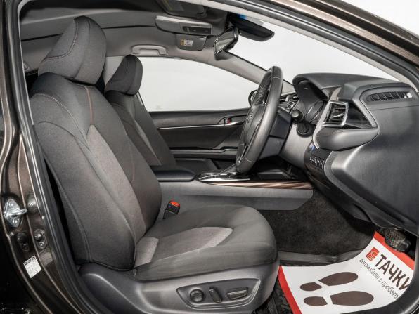 Toyota Camry VIII (XV70) с пробегом 2018 года, цена 2 550 500 рублей, 134807 км, седан, Автокод Объявления