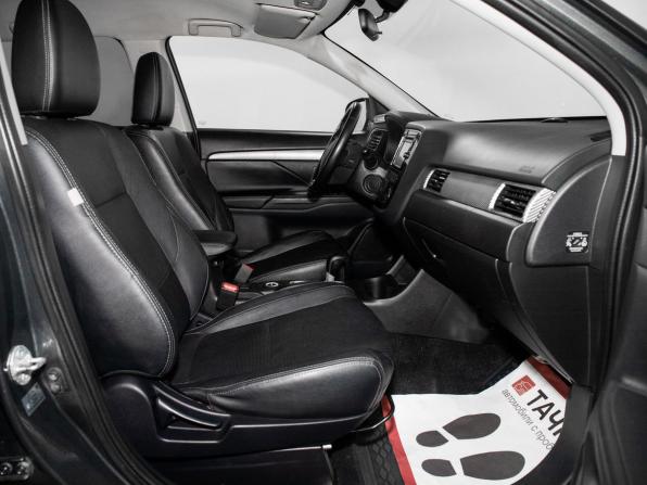 Mitsubishi Outlander III Рестайлинг 2 с пробегом 2015 года, цена 1 638 500 рублей, 127755 км, внедорожник, Автокод Объявления