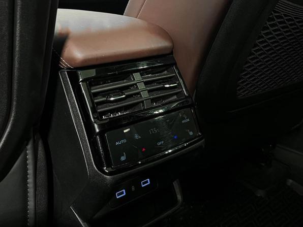 Geely Monjaro I с пробегом 2023 года, цена 2 986 000 рублей, 60544 км, внедорожник, Автокод Объявления