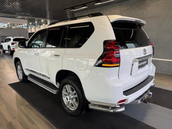 Toyota Land Cruiser Prado 150 Series с пробегом 2011 года, цена 2 695 000 рублей, 265123 км, внедорожник, Автокод Объявления