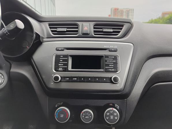 Kia Rio III Рестайлинг с пробегом 2016 года, цена 899 000 рублей, 217000 км, седан, Автокод Объявления