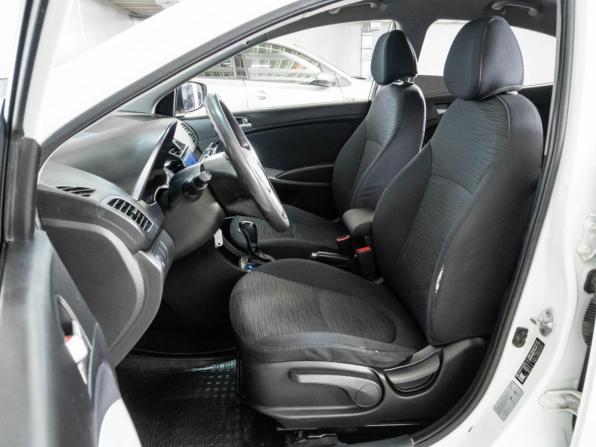 Hyundai Solaris I Рестайлинг с пробегом 2016 года, цена 1 030 000 рублей, 197334 км, седан, Автокод Объявления